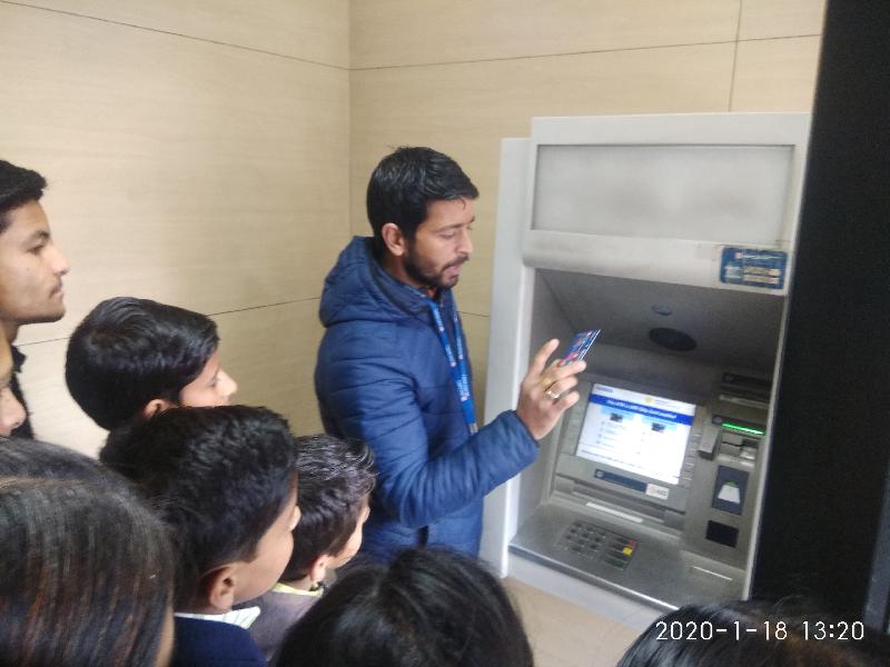 Uses of computer in banking sector,working procedure of bank