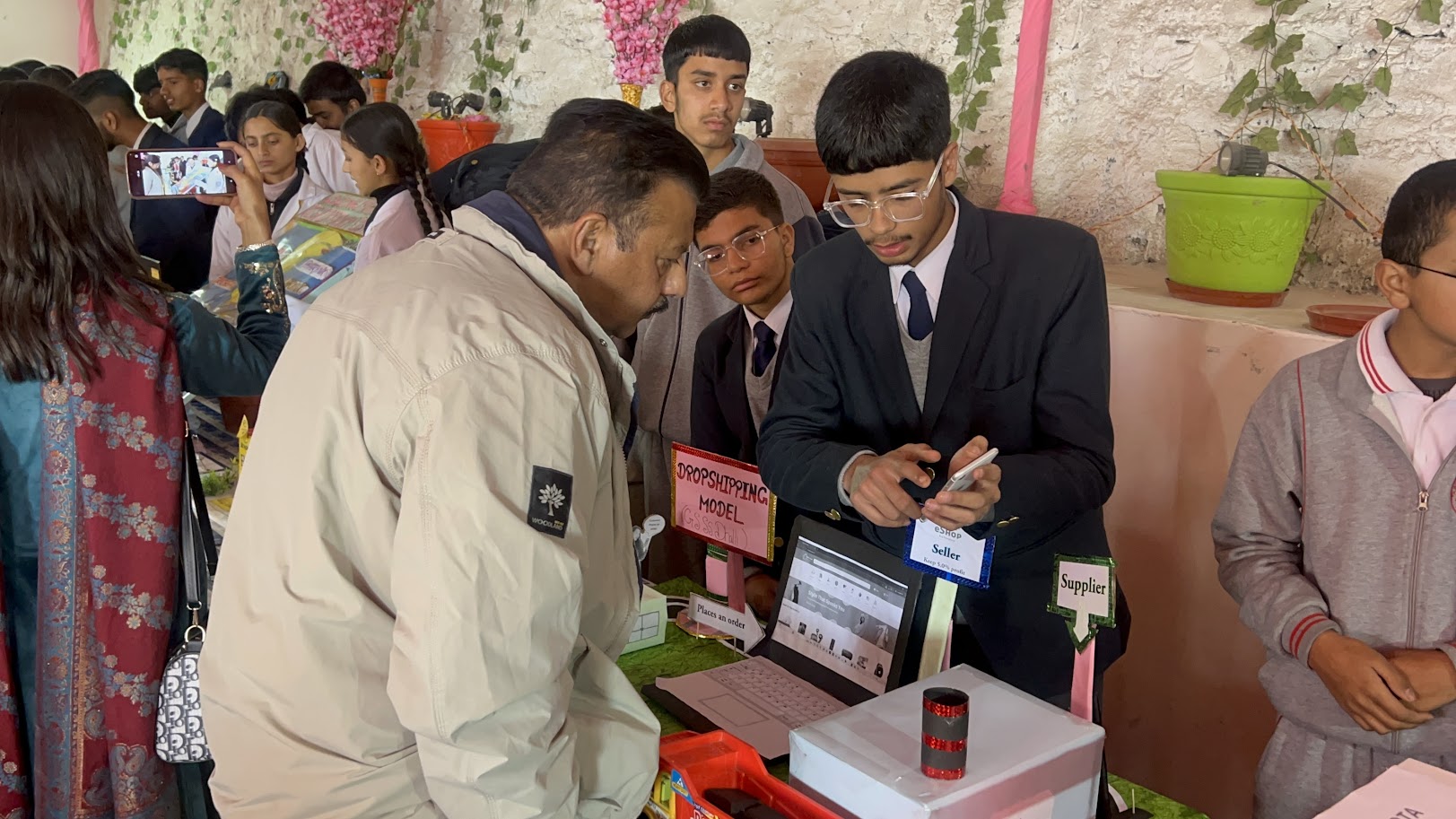 IT/ITeS Trainees Showcase Dropshipping Model with Live Website IT/ITeS Trainees Showcase Dropshipping Model with Live Website